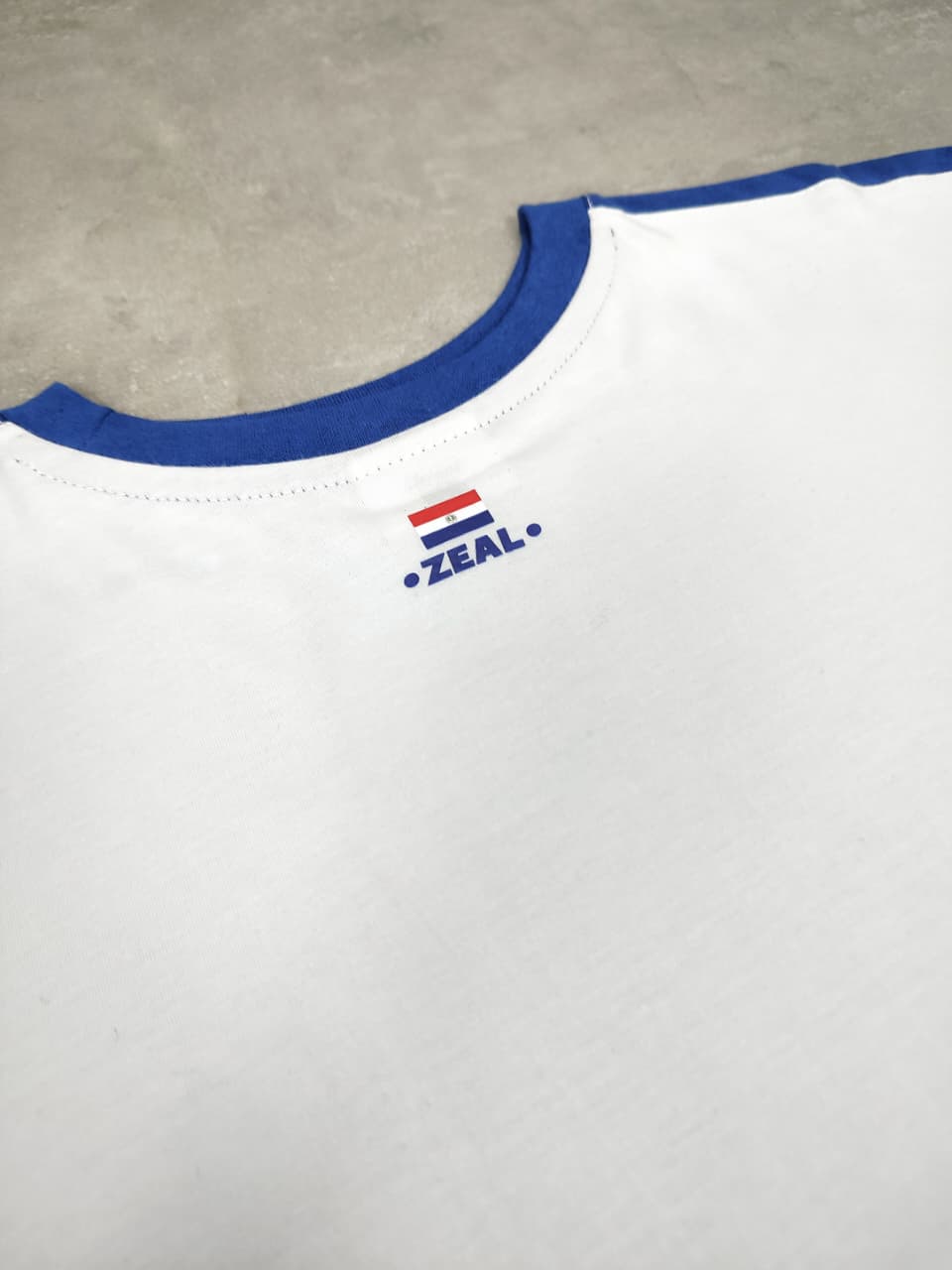 Remera Raices Zeal