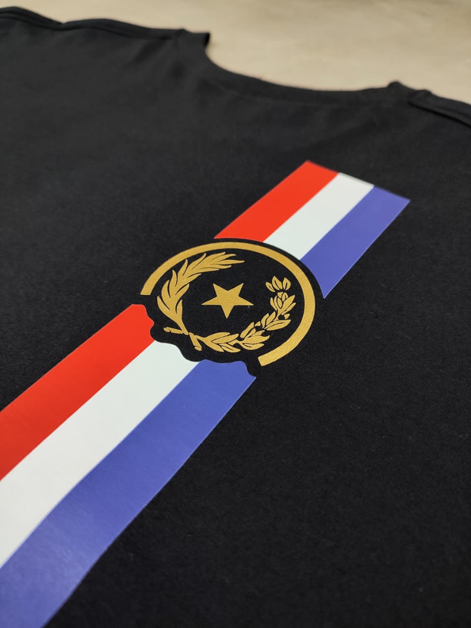 Remera Raices Zeal